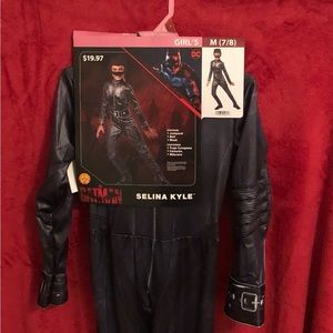 Girl’s Halloween costume